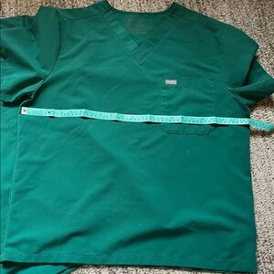 Figs Teal Technical Collection Tops, green, large size, a pair!!! Price for 2:)